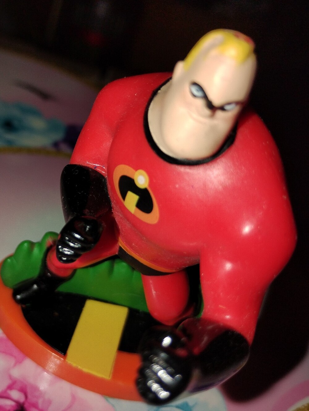 Incredible Disney Figures Set Of 2